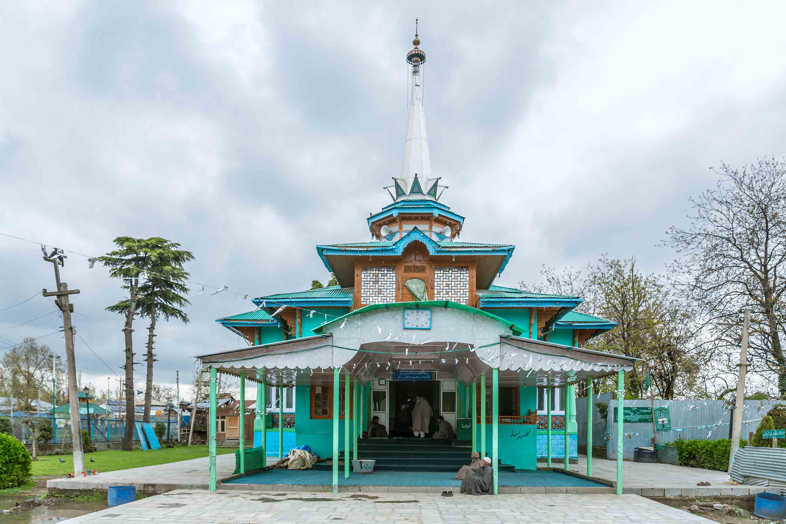 Kashmiri Style Mosque, Yusmarg, Image Credit - Ajay Sood, Sahapedia.org